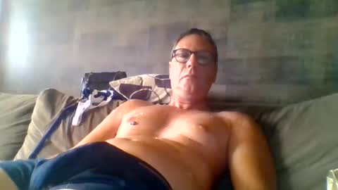 Snapshot of carlonebraska112233 chatting on 07/12/26, 08:27 carlonebraska112233 online show from 07/12/26, 08:27