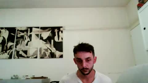 Carlos online show from 11/12/25, 01:22