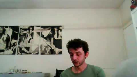 Snapshot of carlos037tm chatting on 04/23/26, 01:24 Carlos online show from 04/23/26, 01:24