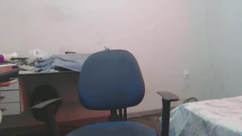 carlos online show from 03/25/26, 06:47