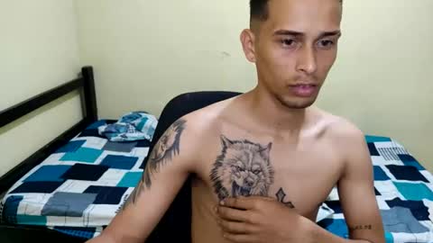 Snapshot of carlossmi01 chatting on 02/15/25, 10:52 carlossmi01 online show from 02/15/25, 10:52