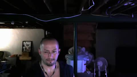 Snapshot of carltun1974 chatting on 01/02/25, 07:55 Carl online show from 01/02/25, 07:55