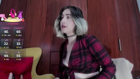 carly grasso  online show from 10/17/25, 07:49