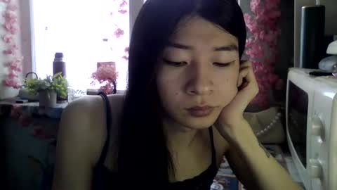 CarlyJoy online show from 03/06/26, 12:01