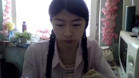 CarlyJoy online show from 04/06/26, 09:10