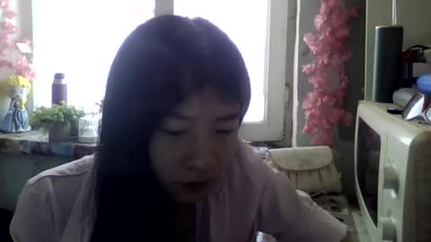 CarlyJoy online show from 04/09/26, 07:58