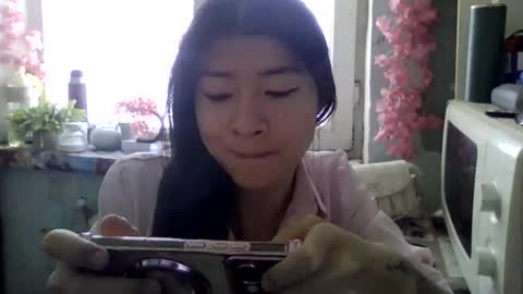 CarlyJoy online show from 04/11/26, 09:46