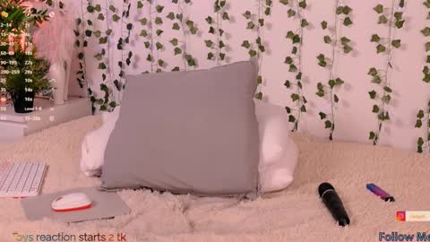 Carly online show from 01/18/25, 04:15