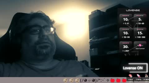 Snapshot of carmelo_devitto chatting on 05/09/26, 08:19 soy Batman online show from 05/09/26, 08:19