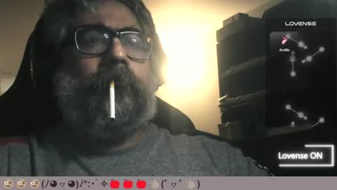 Snapshot of carmelo_devitto chatting on 07/26/26, 07:15 soy Batman online show from 07/26/26, 07:15