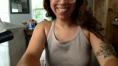 Snapshot of carmen_fett chatting on 07/25/26, 07:00 Carmen online show from 07/25/26, 07:00
