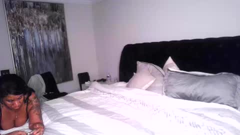 Carmen Savage online show from 09/22/25, 04:14