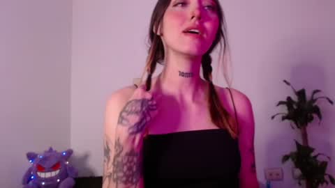 carmennrusso online show from 11/16/25, 06:57