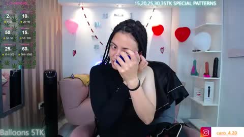 Snapshot of caro_fisher chatting on 02/26/25, 02:03 Caro Fisher online show from 02/26/25, 02:03