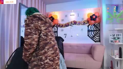 Snapshot of caro_fisher chatting on 11/02/25, 12:40 Caro Fisher online show from 11/02/25, 12:40