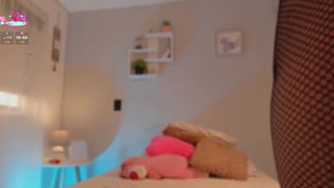 caro_sanchezz online show from 02/07/26, 12:42