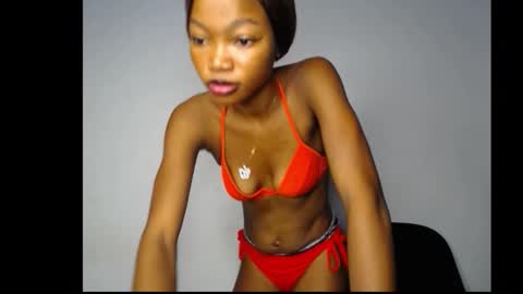 caroline online show from 11/26/25, 04:46