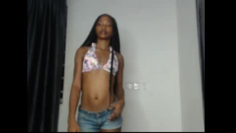 caroline online show from 04/02/26, 04:54