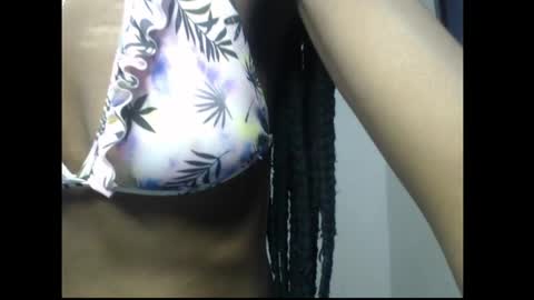 caroline online show from 04/07/26, 04:35