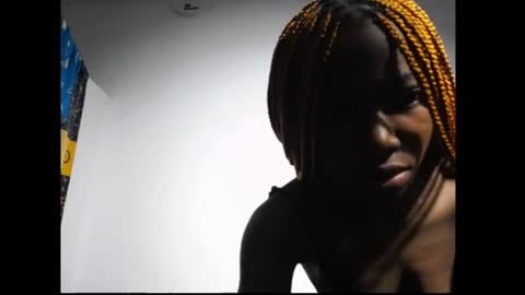 caroline online show from 07/13/26, 04:04