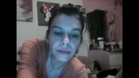 Snapshot of caroisback chatting on 09/20/25, 06:53 caroisback online show from 09/20/25, 06:53