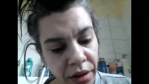 Snapshot of caroisback chatting on 11/12/25, 12:16 caroisback online show from 11/12/25, 12:16