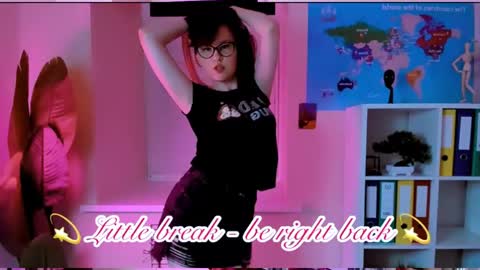 Snapshot of carol_carmen chatting on 05/15/26, 11:23 Carol online show from 05/15/26, 11:23