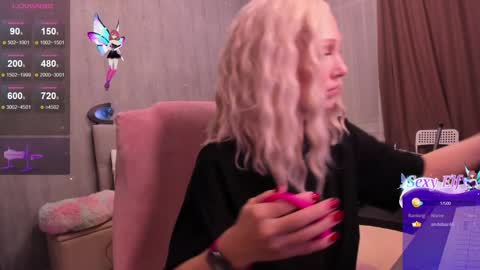 carol_may_ online show from 01/07/25, 04:16