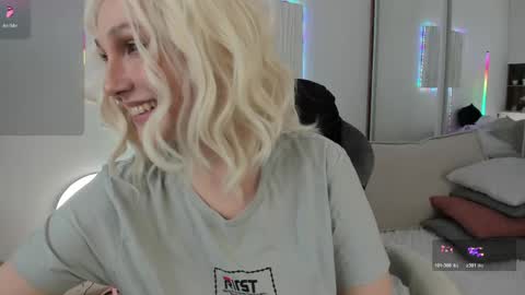 carol_may_ online show from 04/20/26, 07:55