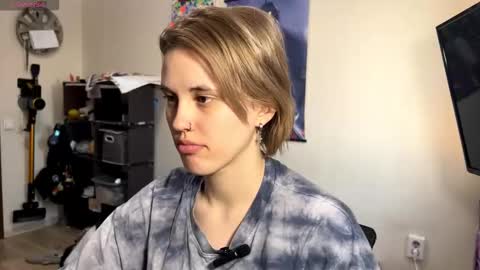 Call me Carol online show from 02/06/26, 09:23