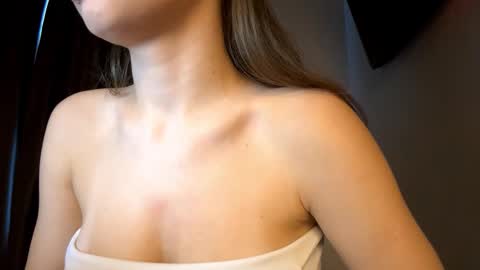 Snapshot of carolecronan chatting on 01/05/26, 05:27 Lisa online show from 01/05/26, 05:27