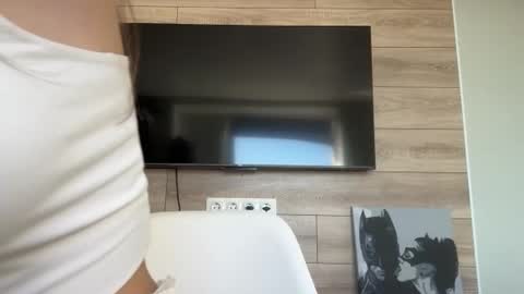 Snapshot of carolecronan chatting on 03/04/26, 08:09 Lisa online show from 03/04/26, 08:09