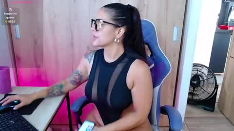 Snapshot of carolgoddess chatting on 06/07/26, 02:43 Carol online show from 06/07/26, 02:43