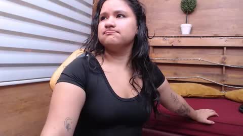 Snapshot of carolina_canndy chatting on 02/15/26, 02:08 carolina_canndy online show from 02/15/26, 02:08