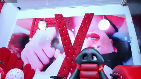 Snapshot of carolina_canndy chatting on 02/16/26, 12:29 carolina_canndy online show from 02/16/26, 12:29