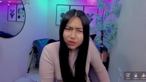 Snapshot of carolina_cherry chatting on 06/25/26, 12:31 CAROLINA. online show from 06/25/26, 12:31