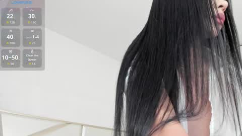 Snapshot of carolina_t chatting on 05/13/26, 01:58 carolina_t online show from 05/13/26, 01:58