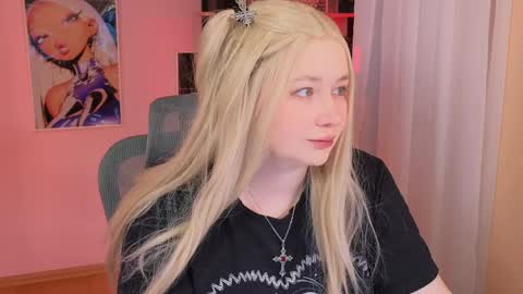 Mira online show from 04/08/26, 05:40