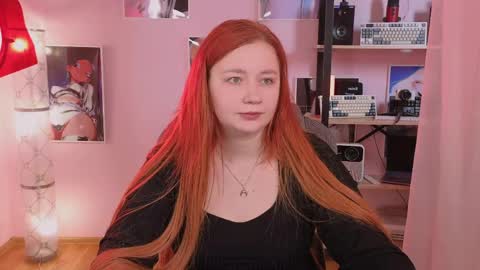 Snapshot of carolina_winter chatting on 06/02/26, 05:42 Mira online show from 06/02/26, 05:42