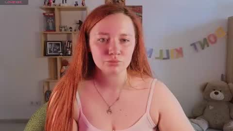 Snapshot of carolina_winter chatting on 06/23/26, 05:49 Mira online show from 06/23/26, 05:49