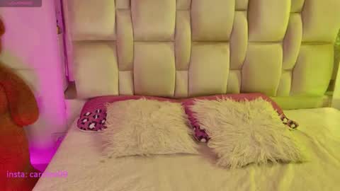 caroline online show from 02/04/26, 04:29