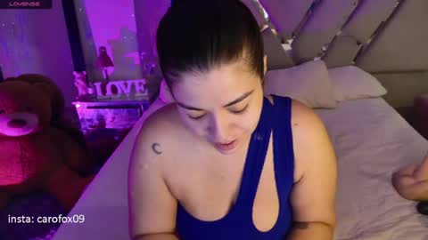 Snapshot of carolinafox_ chatting on 07/09/26, 05:22 caroline online show from 07/09/26, 05:22