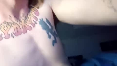 carolinajuggalo17 online show from 04/04/26, 05:38