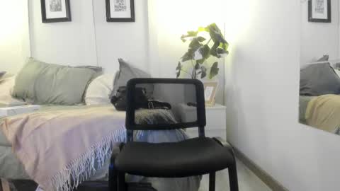  Caroline  online show from 02/08/26, 02:09