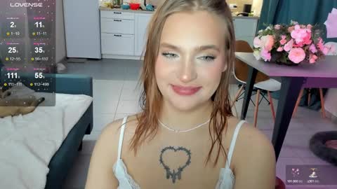 Caro online show from 12/10/24, 06:22