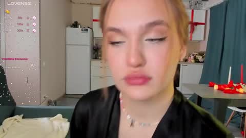 Caro online show from 12/24/24, 02:21