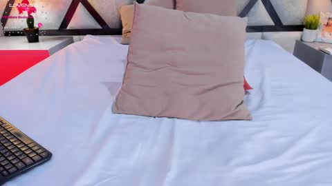 Caroline online show from 01/27/25, 03:18