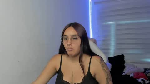 caroline_rodriguez_9 online show from 07/16/26, 06:58