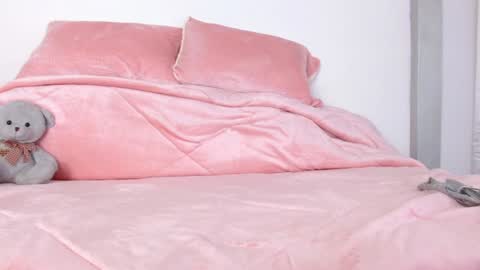 caroline online show from 01/09/25, 08:33