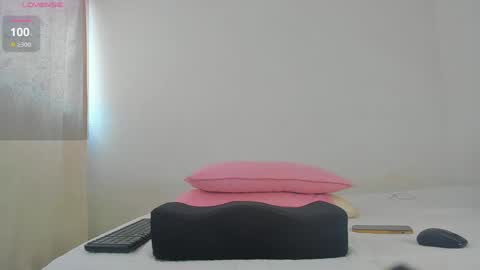 Caroline Tovar   Lovense is active my orgasms in your hands Give me more pleasure and make me cum online show from 12/06/24, 03:33